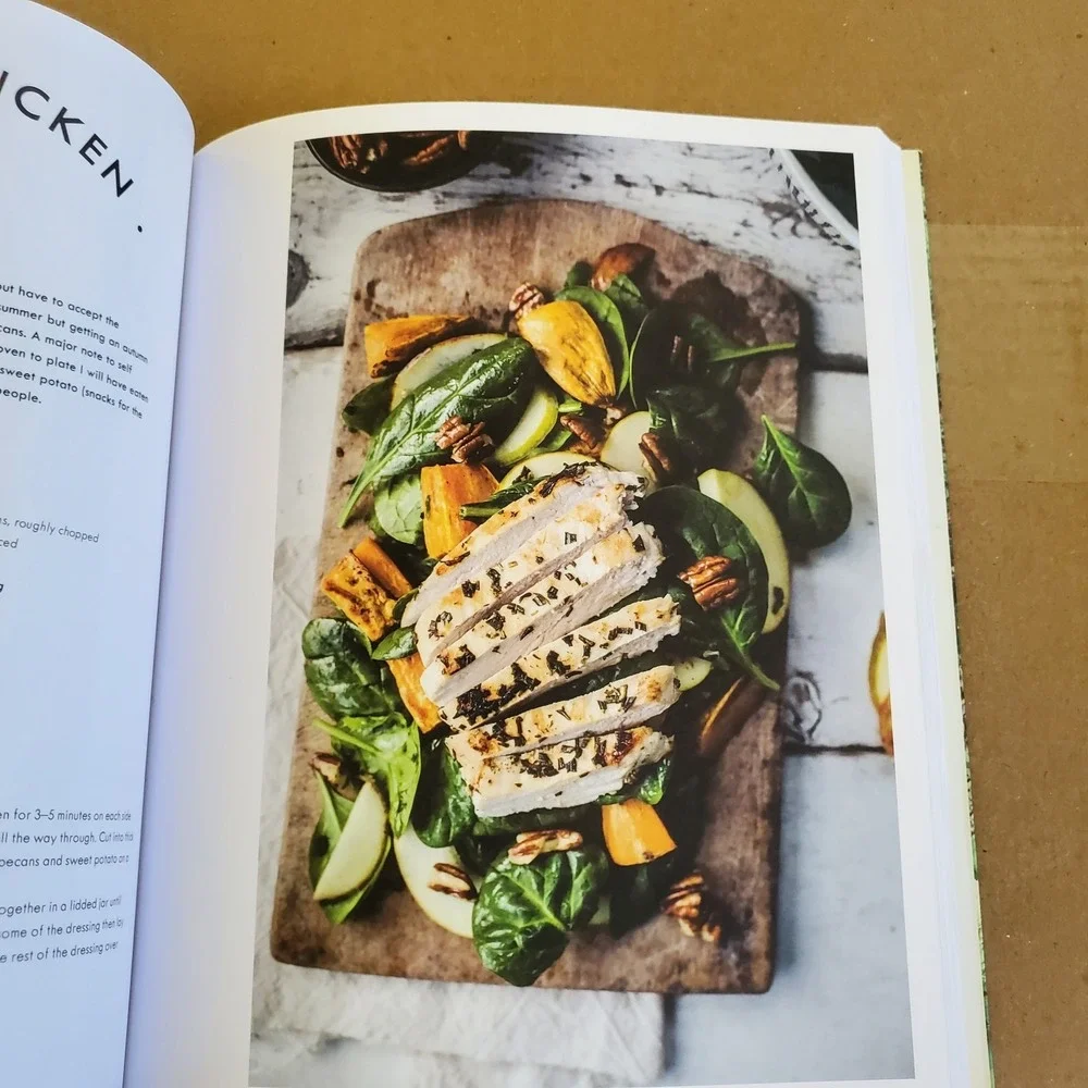 Everyday‎ Delicious Cookbook by Izy Hossack Paperback Top With Cinnamon Recipes